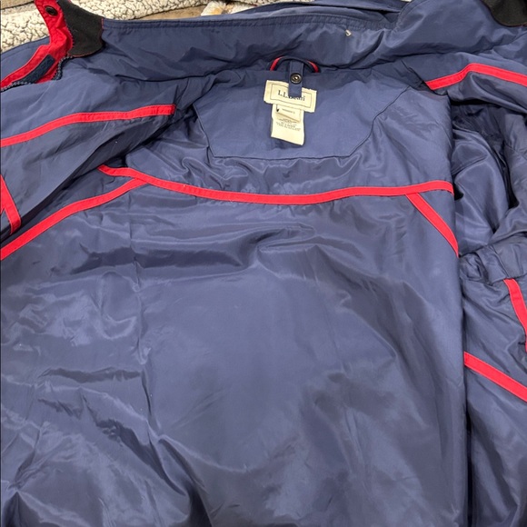 L.L.Bean Women’s Hooded Jacket Navy Red | Lightweight Utility Shell | Size L - Picture 8 of 8